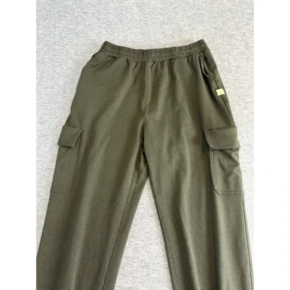 Vuori Villa Cargo Joggers Black Sz Medium women's - Picture 4 of 14